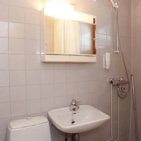 Pogostan Hovi 3*